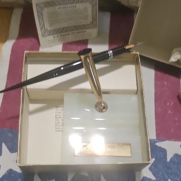 Shaffers Fountian Pen With Marble Desk Name Plate - Picture 4 of 9